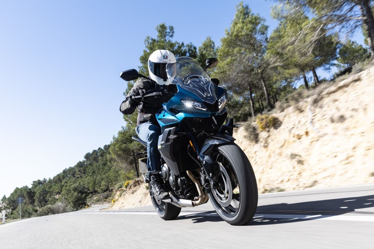 La prova della Triumph Tiger Sport 660 e della giacca Acerbis Ramsey Vented Long- -DueruoteTG #265